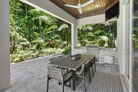 17661 Scarsdale Way Boca Raton FL 33496
