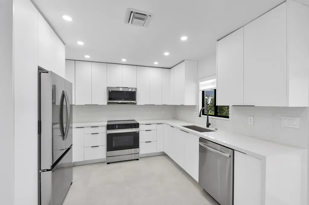 491 SE 19th Pompano Beach FL 33060