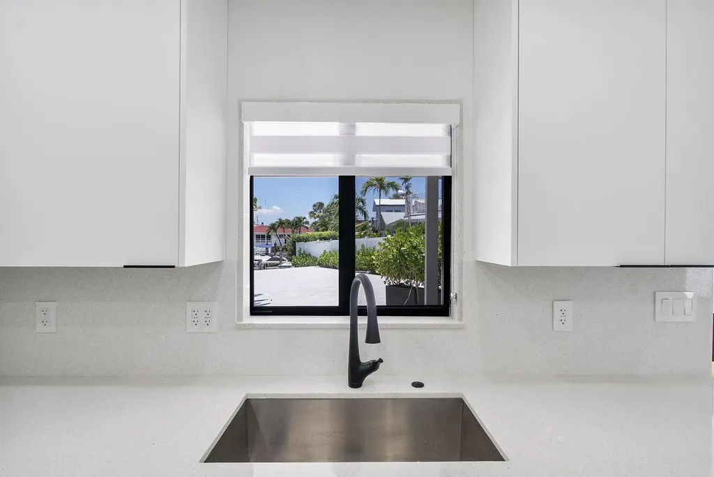 491 SE 19th Pompano Beach FL 33060