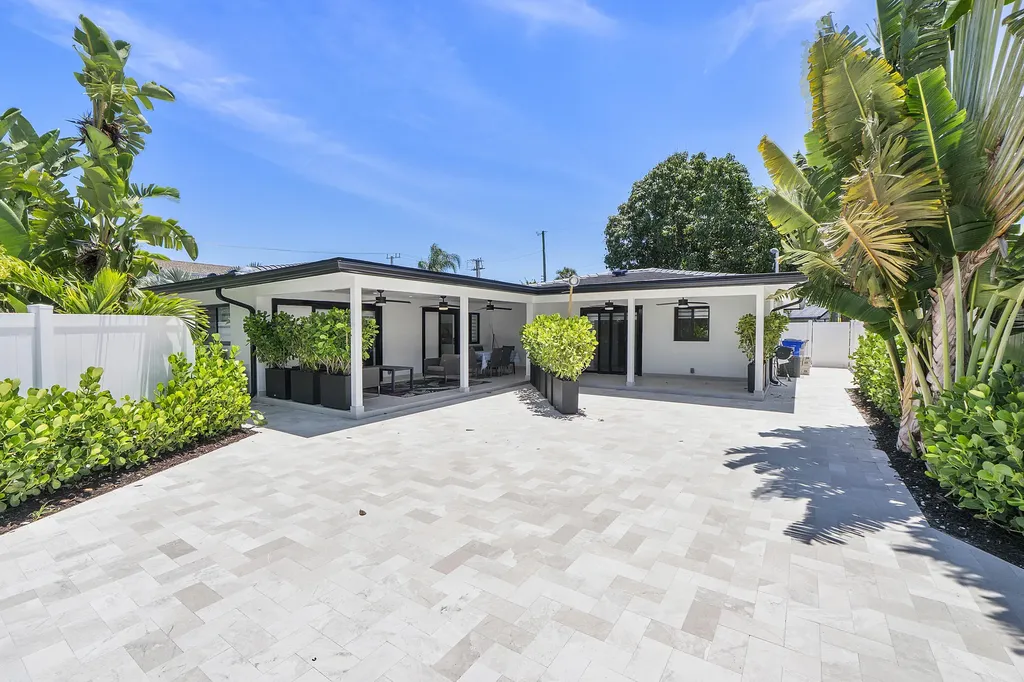 491 SE 19th Pompano Beach FL 33060
