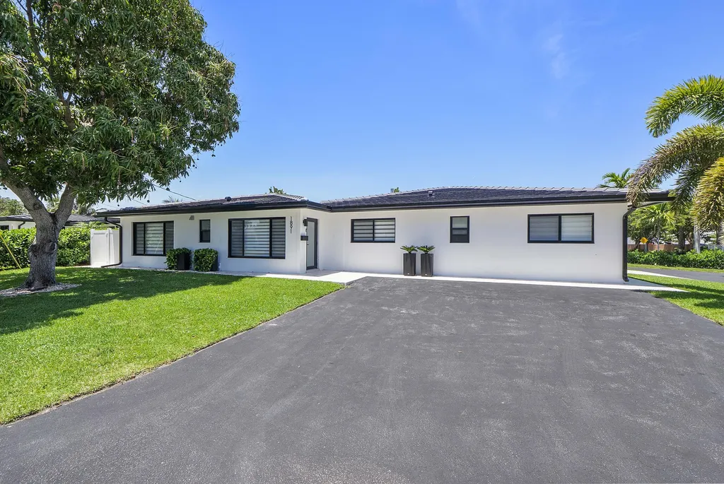 491 SE 19th Pompano Beach FL 33060