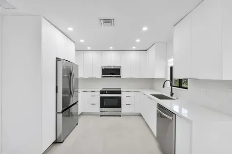 491 SE 19th Pompano Beach FL 33060