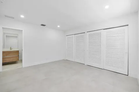 491 SE 19th Pompano Beach FL 33060
