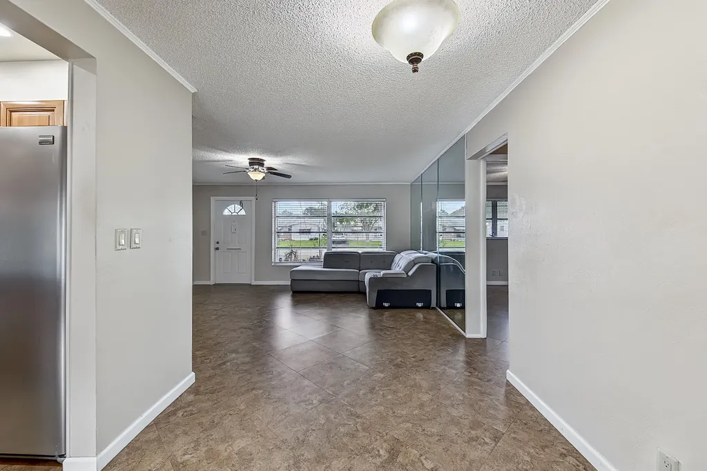2581 E Golf Boulevard Pompano Beach FL 33064