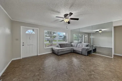 2581 E Golf Boulevard Pompano Beach FL 33064