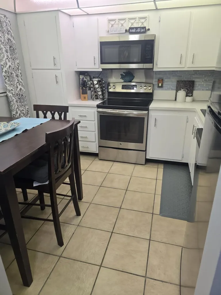 3593 Birdie Drive Greenacres FL 33467