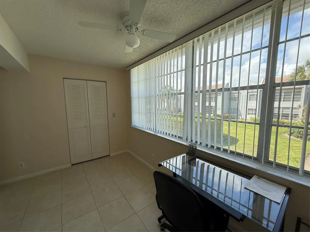 2900 SW 22nd Delray Beach FL 33445