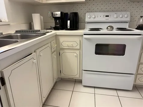2900 SW 22nd Delray Beach FL 33445