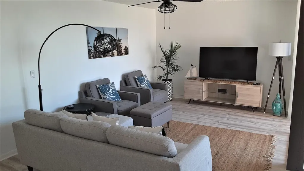 950 Egret Circle Delray Beach FL 33444