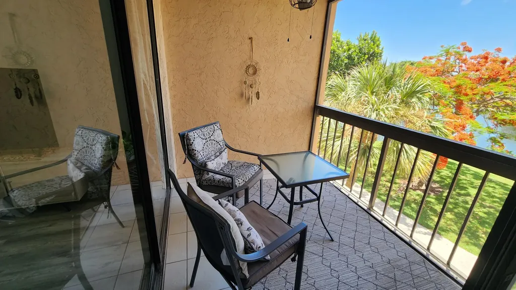 950 Egret Circle Delray Beach FL 33444