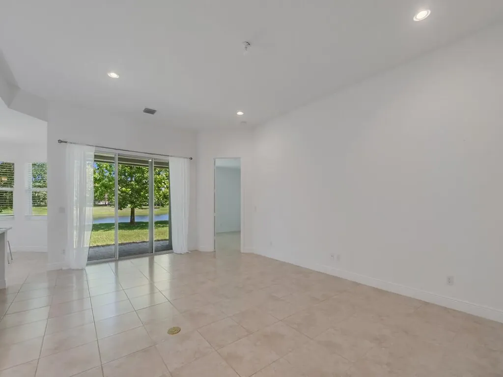 6087 Scott Story Way Vero Beach FL 32967