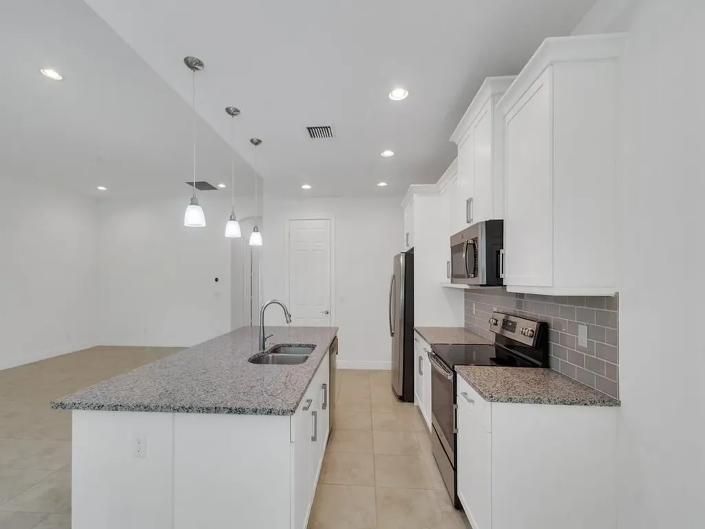 6087 Scott Story Way Vero Beach FL 32967