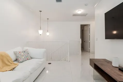 8092 Lemon Serpentine Lane Delray Beach FL 33446