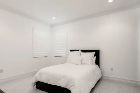8092 Lemon Serpentine Lane Delray Beach FL 33446