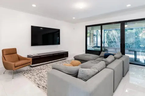 8092 Lemon Serpentine Lane Delray Beach FL 33446