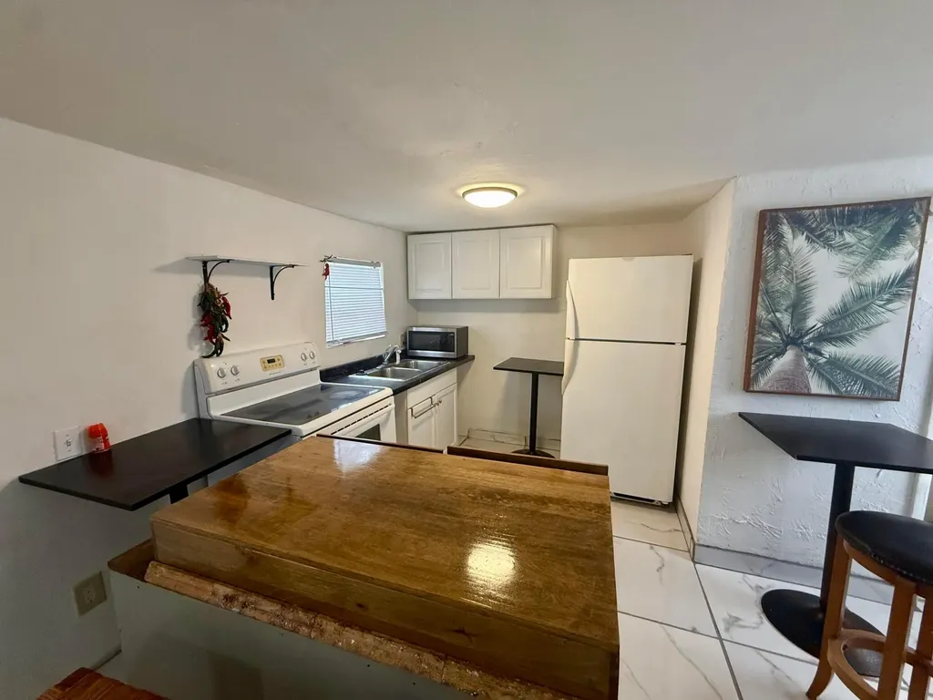 4870 Canal Road West Palm Beach FL 33415