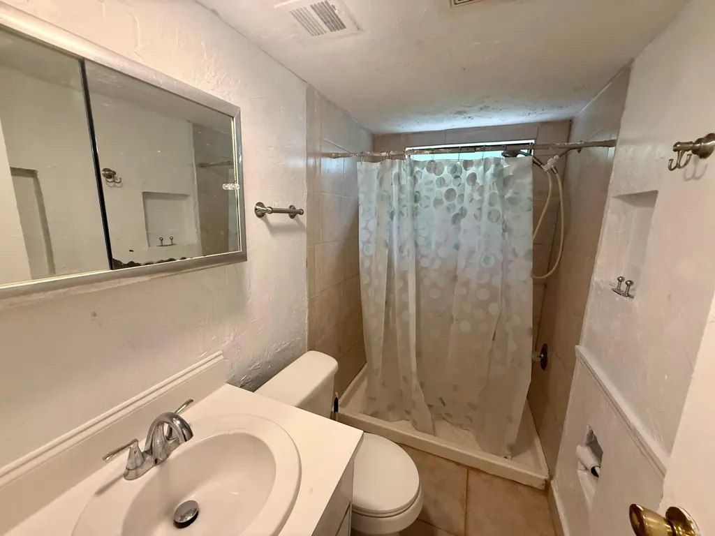 4870 Canal Road West Palm Beach FL 33415