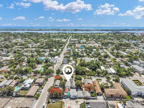 427 N J Street Lake Worth Beach FL 33460