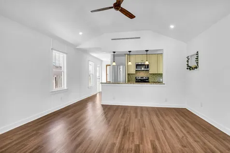 427 N J Street Lake Worth Beach FL 33460