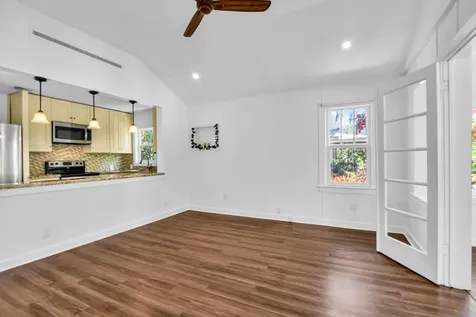 427 N J Street Lake Worth Beach FL 33460