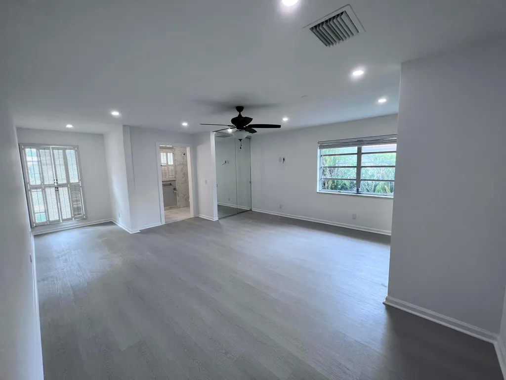 3731 NE 29th Avenue Lighthouse Point FL 33064