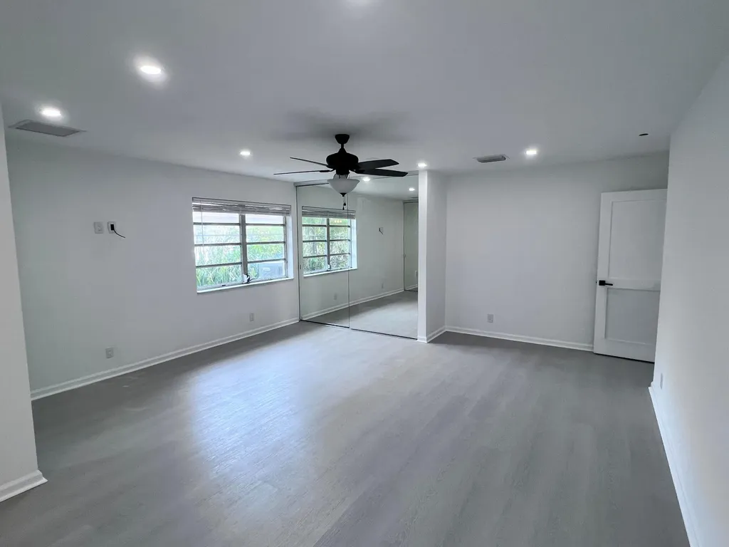 3731 NE 29th Avenue Lighthouse Point FL 33064