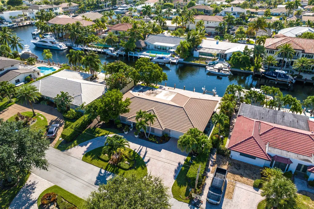 3731 NE 29th Avenue Lighthouse Point FL 33064