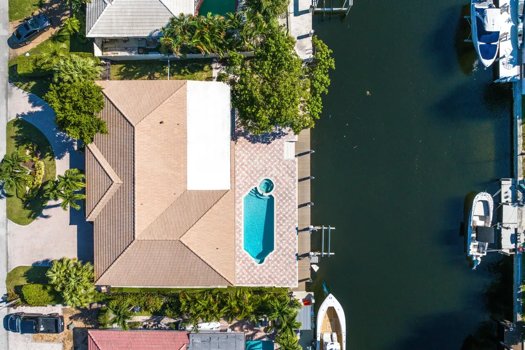 3731 NE 29th Avenue Lighthouse Point FL 33064