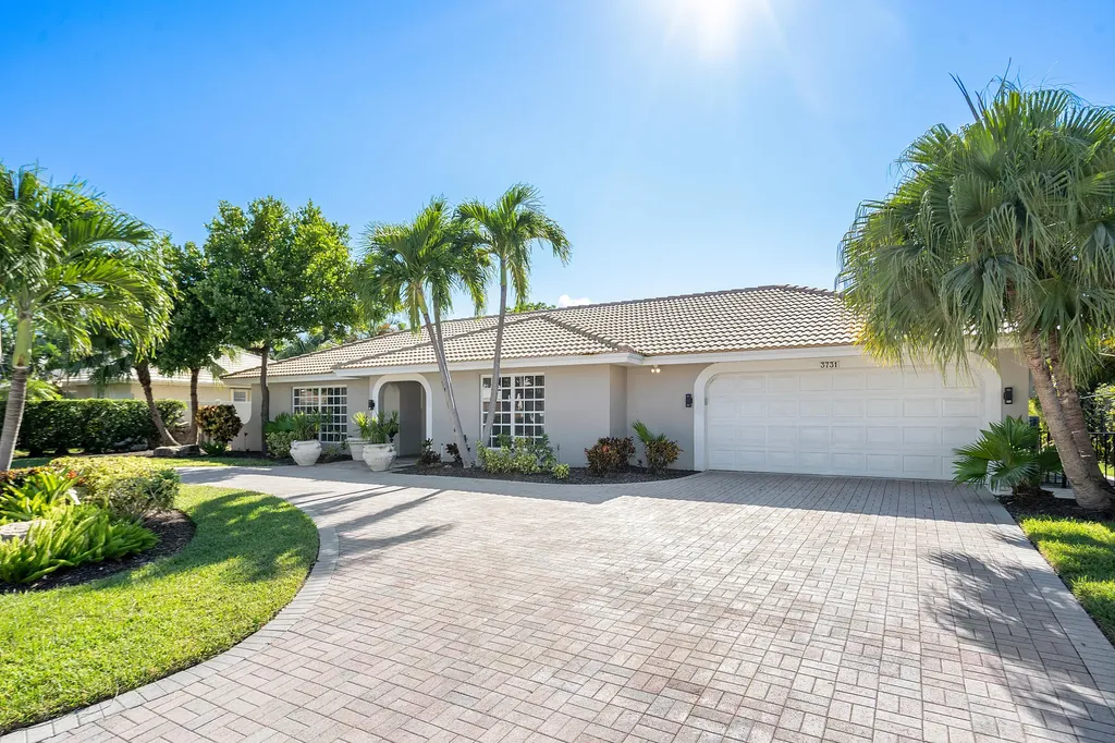 3731 NE 29th Avenue Lighthouse Point FL 33064