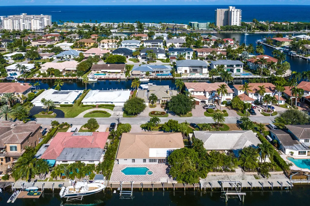 3731 NE 29th Avenue Lighthouse Point FL 33064