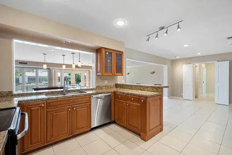 3731 NE 29th Avenue Lighthouse Point FL 33064