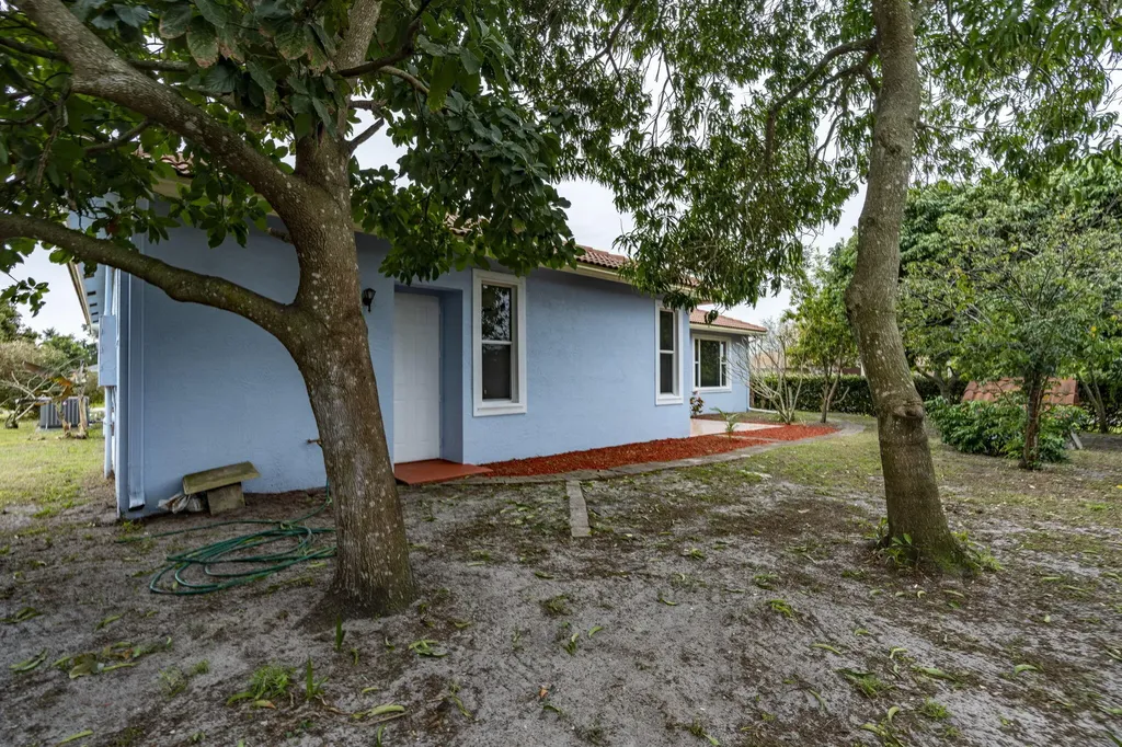 1897 SW Citation Avenue SW Port St Lucie FL 34953