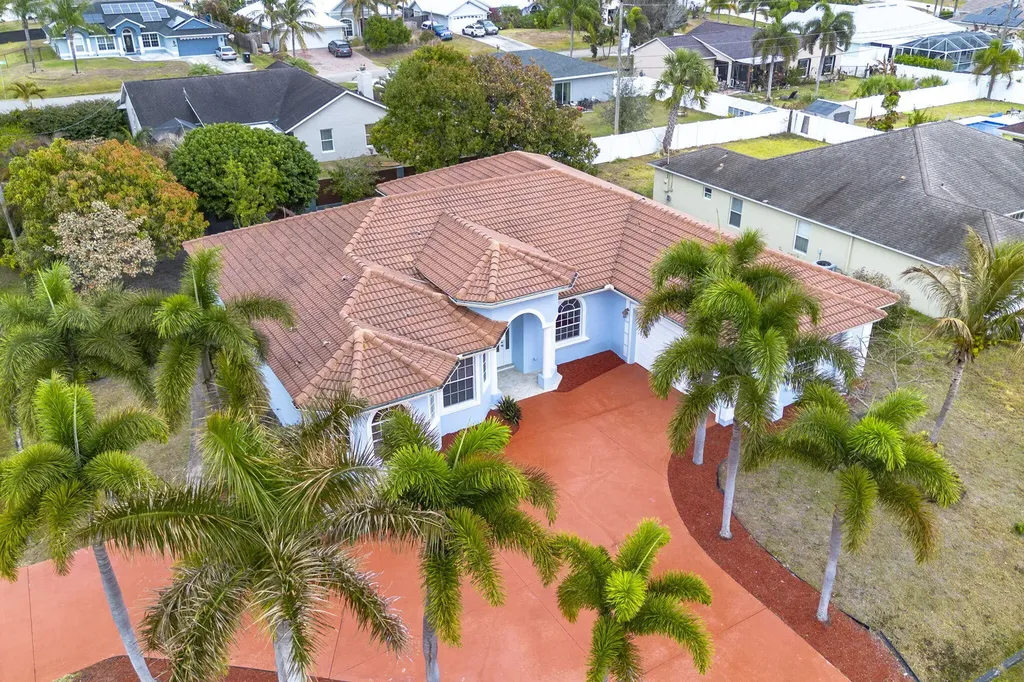 1897 SW Citation Avenue SW Port St Lucie FL 34953