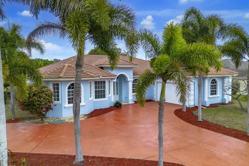 1897 SW Citation Avenue SW Port St Lucie FL 34953