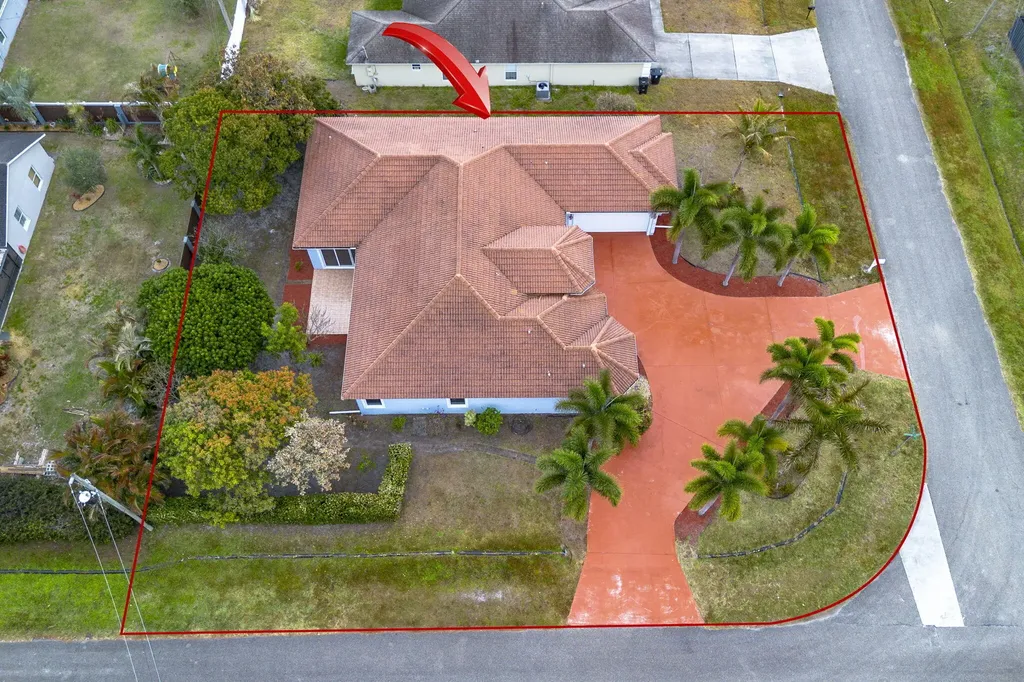 1897 SW Citation Avenue SW Port St Lucie FL 34953