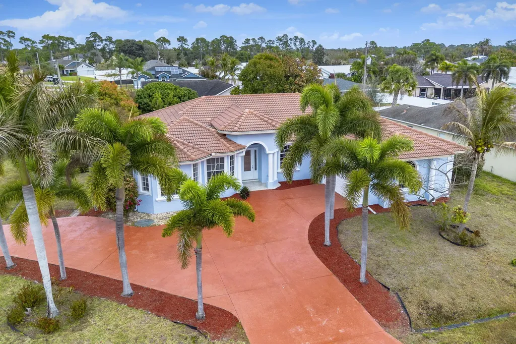 1897 SW Citation Avenue SW Port St Lucie FL 34953