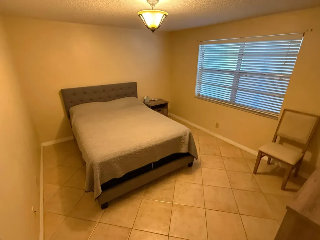 401 SE 3rd Street Dania Beach FL 33004