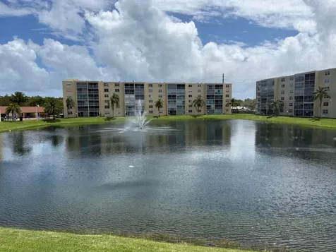 401 SE 3rd Street Dania Beach FL 33004