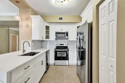 651 Okeechobee West Palm Beach FL 33401