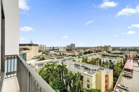 651 Okeechobee West Palm Beach FL 33401