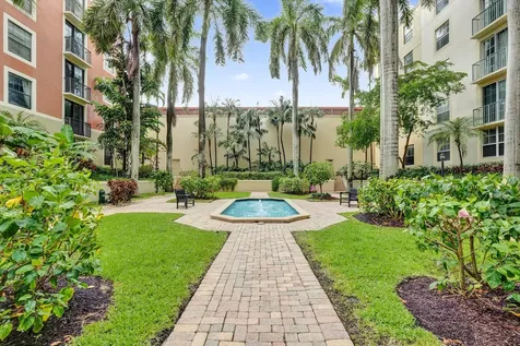 651 Okeechobee West Palm Beach FL 33401