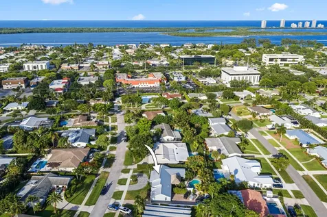 418 Oyster Road North Palm Beach FL 33408