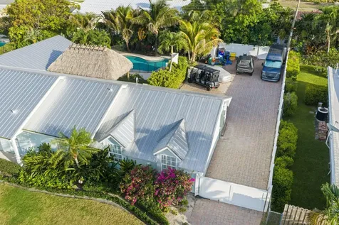 418 Oyster Road North Palm Beach FL 33408