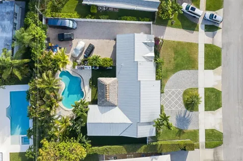 418 Oyster Road North Palm Beach FL 33408