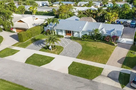 418 Oyster Road North Palm Beach FL 33408