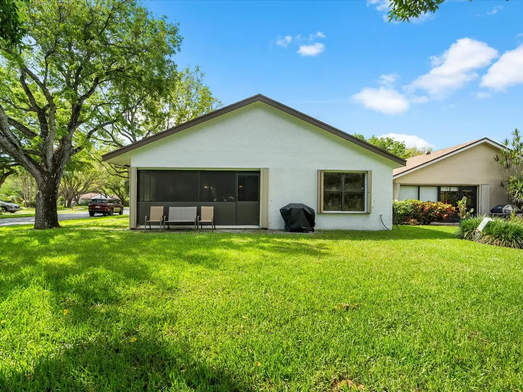 2495 Dawn Tree Terrace Coconut Creek FL 33063