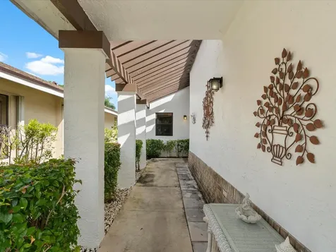 2495 Dawn Tree Terrace Coconut Creek FL 33063