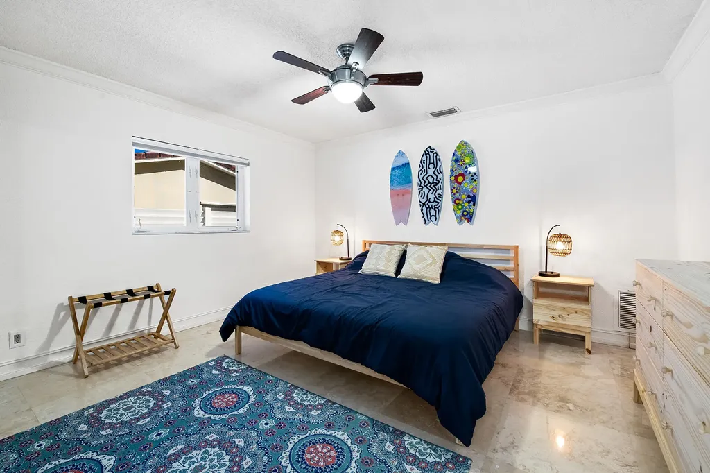 4761 Bayview Fort Lauderdale FL 33308