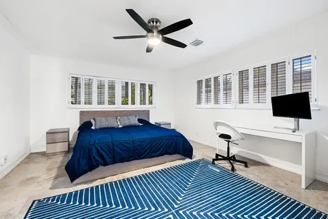 4761 Bayview Drive Fort Lauderdale FL 33308