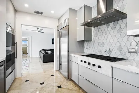 4761 Bayview Drive Fort Lauderdale FL 33308